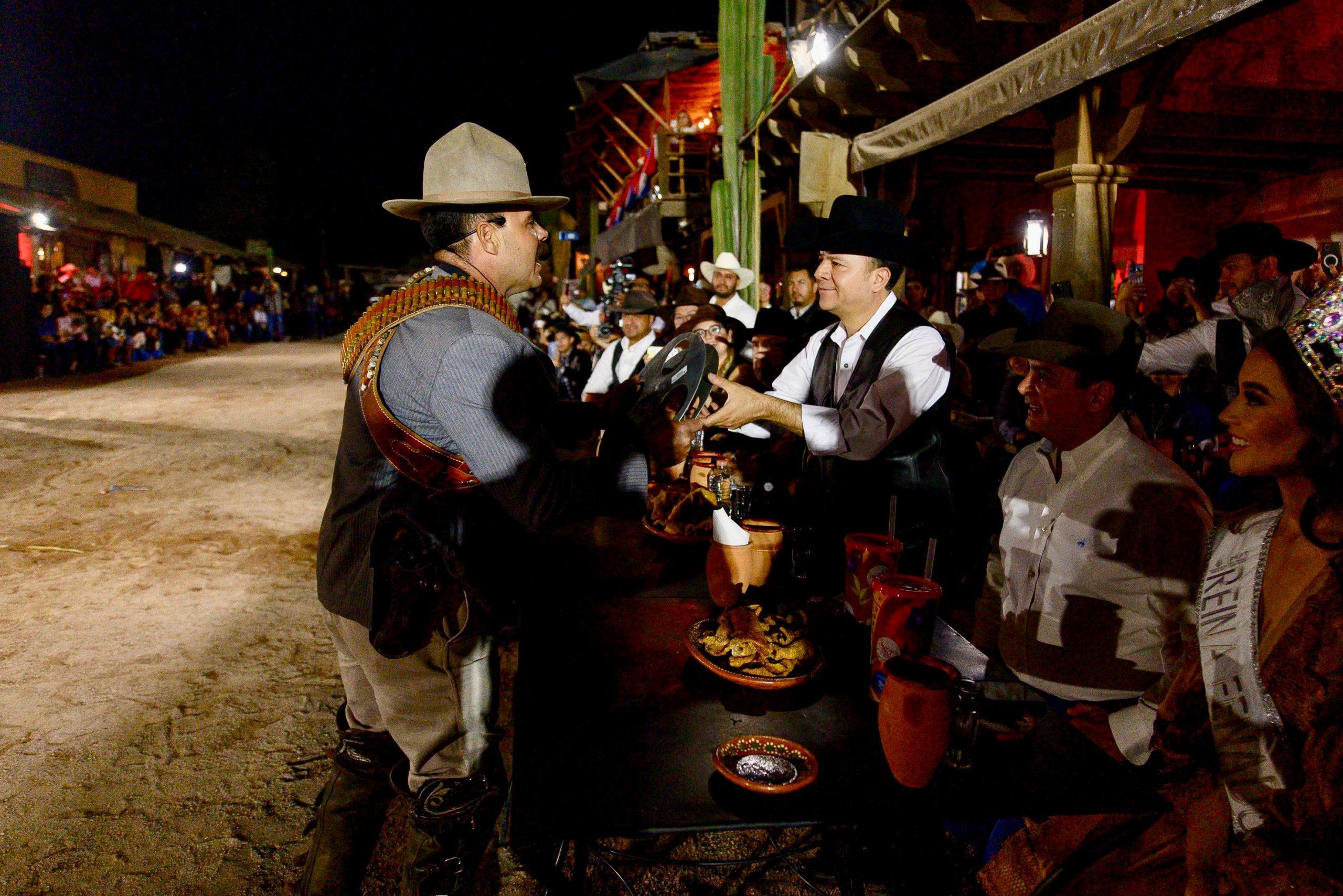 Durango brillará con una Feria Villista segura y atractiva; promocionan su cartelera en diversas ciudades